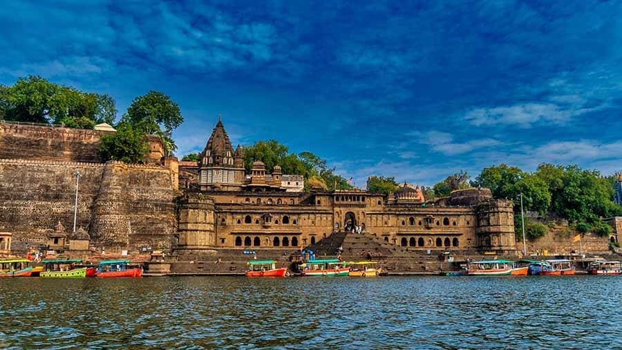 Bhopal to Maheshwar Tour